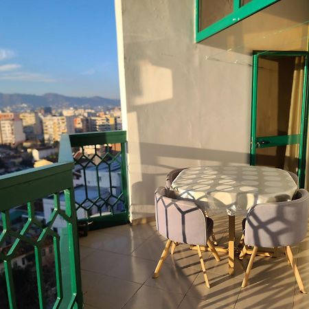 Apartament Center Tirana Esterno foto