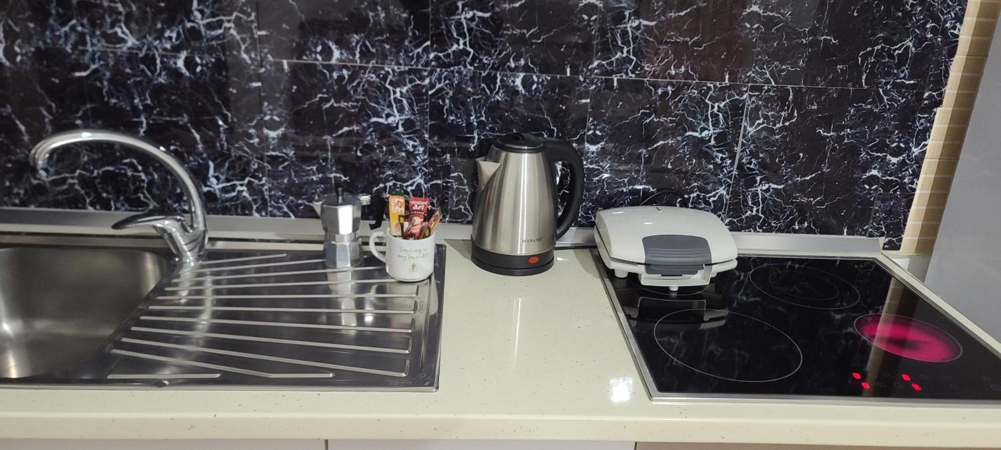 Apartament Center Tirana Esterno foto