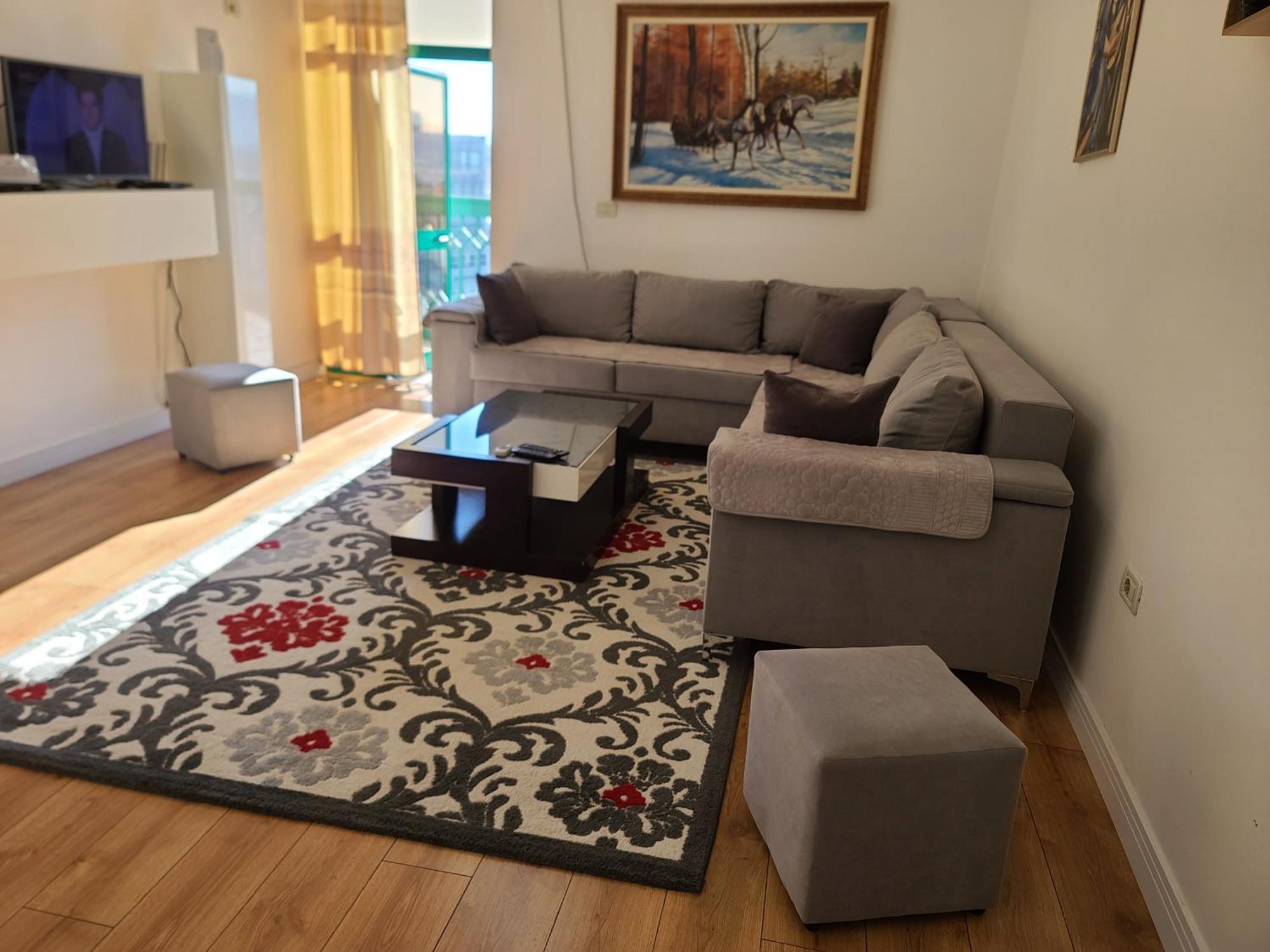 Apartament Center Tirana Esterno foto
