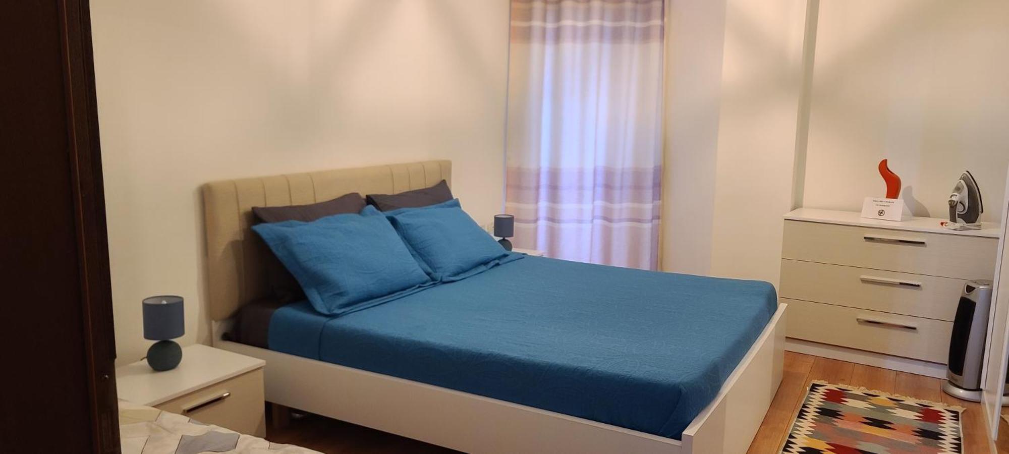 Apartament Center Tirana Esterno foto