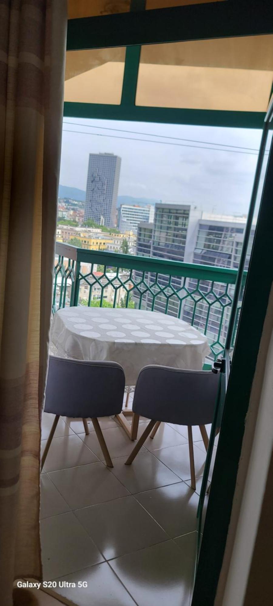 Apartament Center Tirana Esterno foto